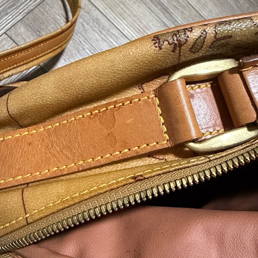 Alviero Martini Bag - Picture 9 of 10